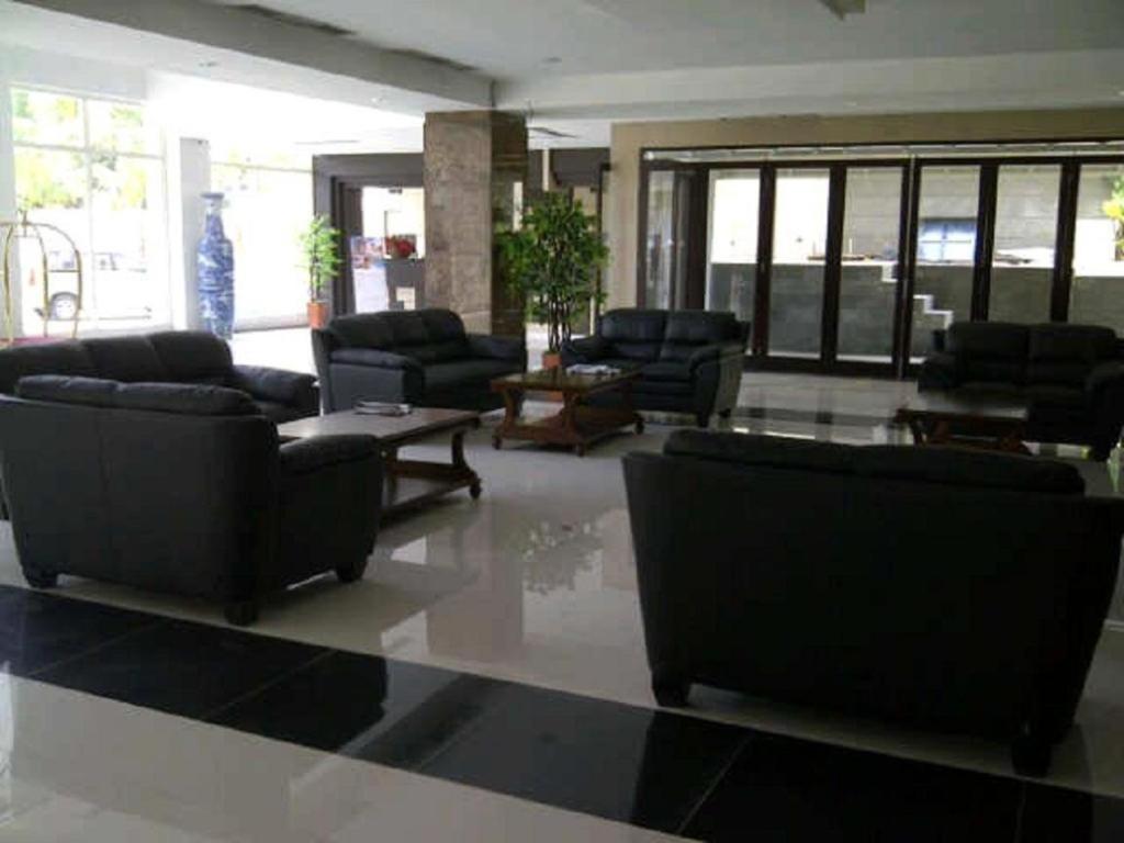 Megaland Hotel Solo Εξωτερικό φωτογραφία