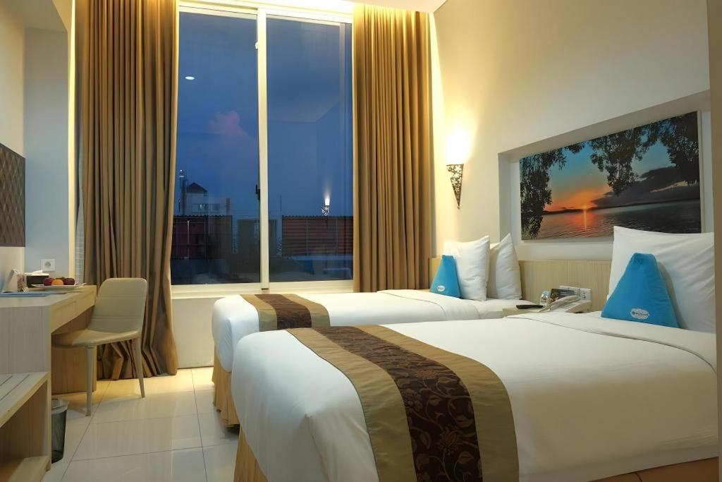 Megaland Hotel Solo Εξωτερικό φωτογραφία