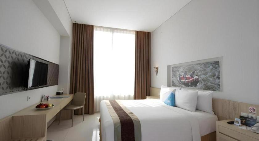 Megaland Hotel Solo Εξωτερικό φωτογραφία