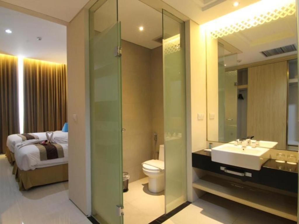 Megaland Hotel Solo Εξωτερικό φωτογραφία